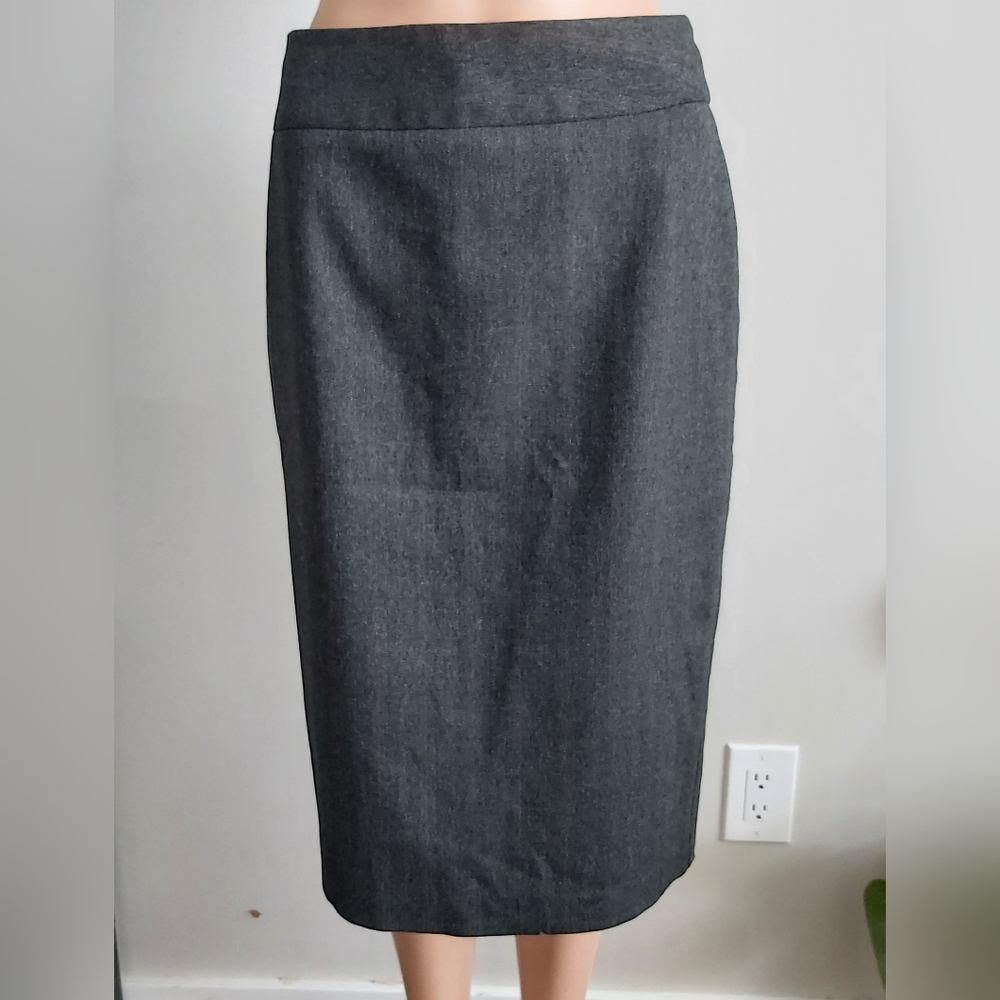 Veronika Maine gray stripes pencil midi skirt
